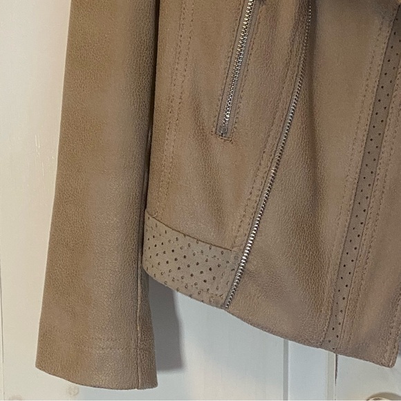 VEX Collection Faux Suede Jacket - Picture 4 of 6